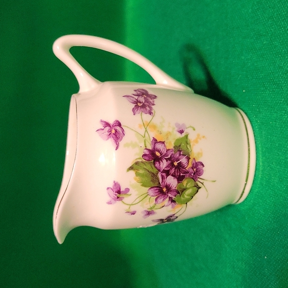 Duchess bones china Kitchen Vintage Violetta Creamer Made By